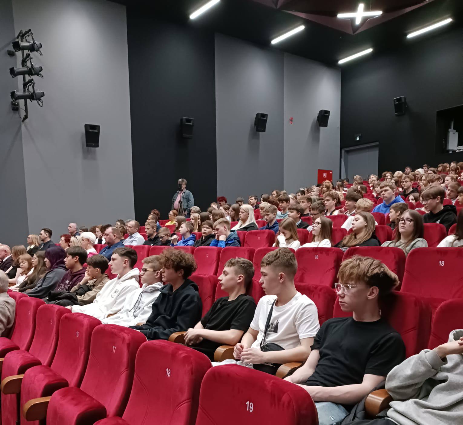 671977664_122299227032164802_2437841432833049963_n